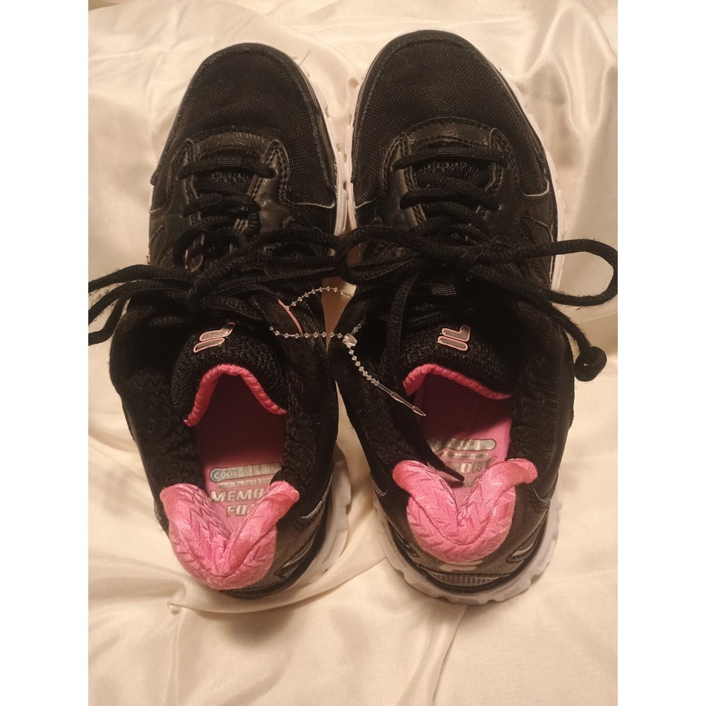 Women's Fila Running Shoes Black With Pink Accents. Size 7.5 - Picture 2 of 6